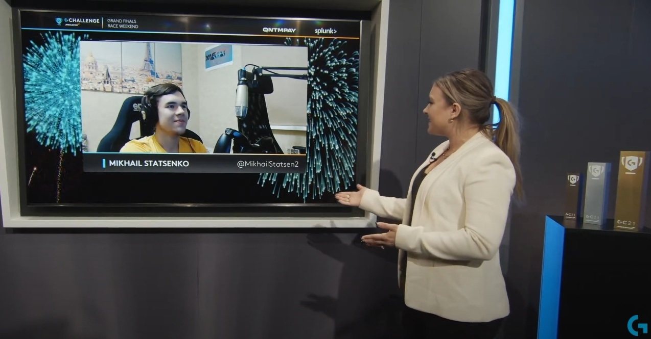 Михаила Стаценко объявляют победителем в трансляции финала Logitech G Challenge